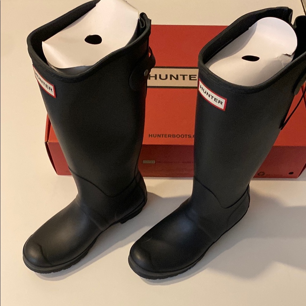Hunter Original Tall Rain Boots in Navy